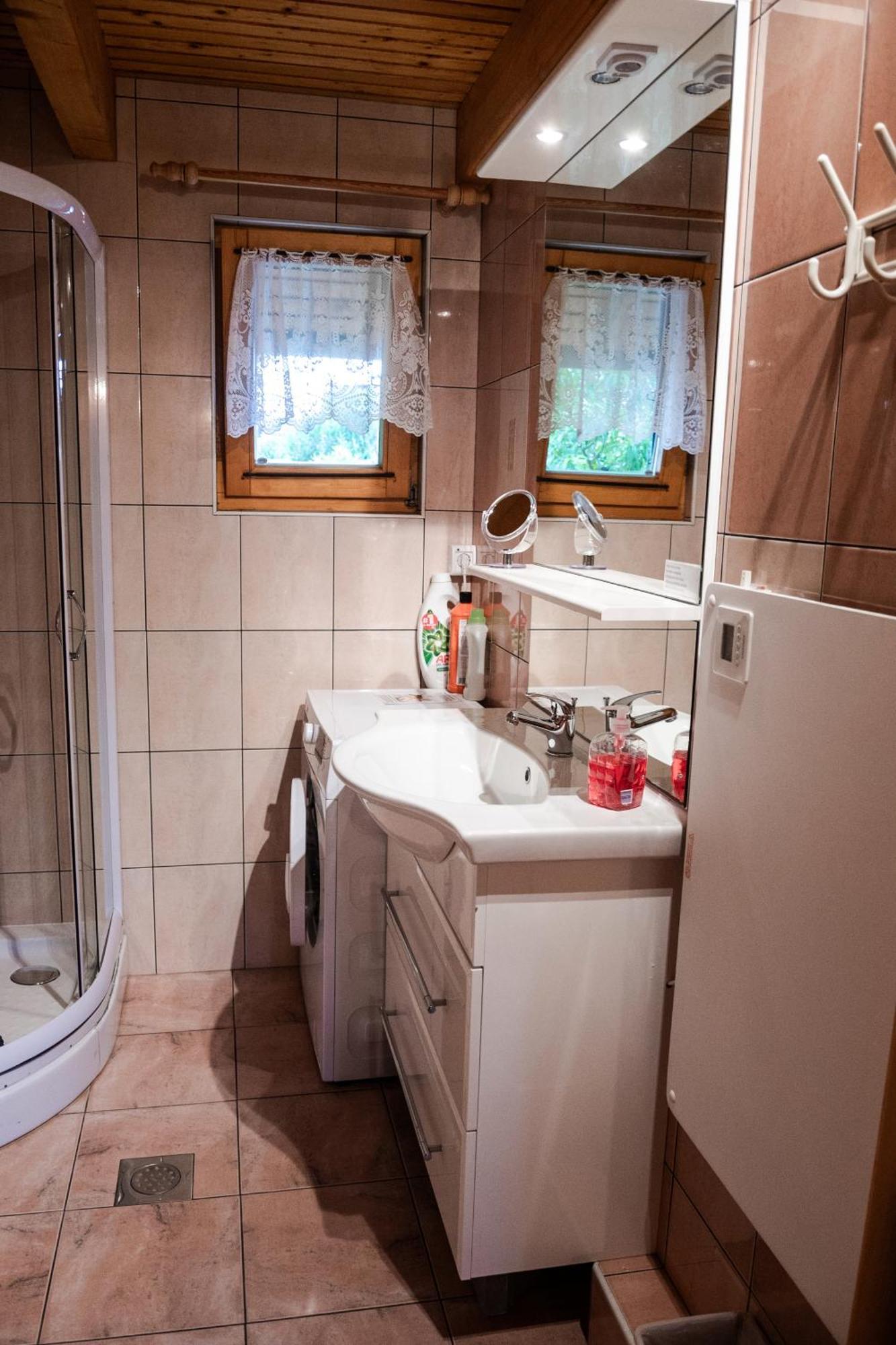 Apartma-Spa Natura Sveti Jurij ob Scavnici ภายนอก รูปภาพ
